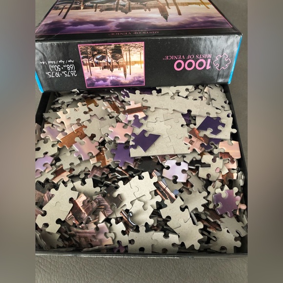 Mists of Venice 1000 Piece Puzzle - Picture 3 of 3